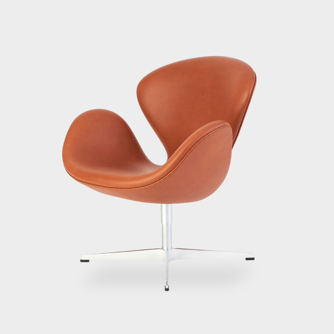 Polstring af Arne Jacobsen, Svane stolen.