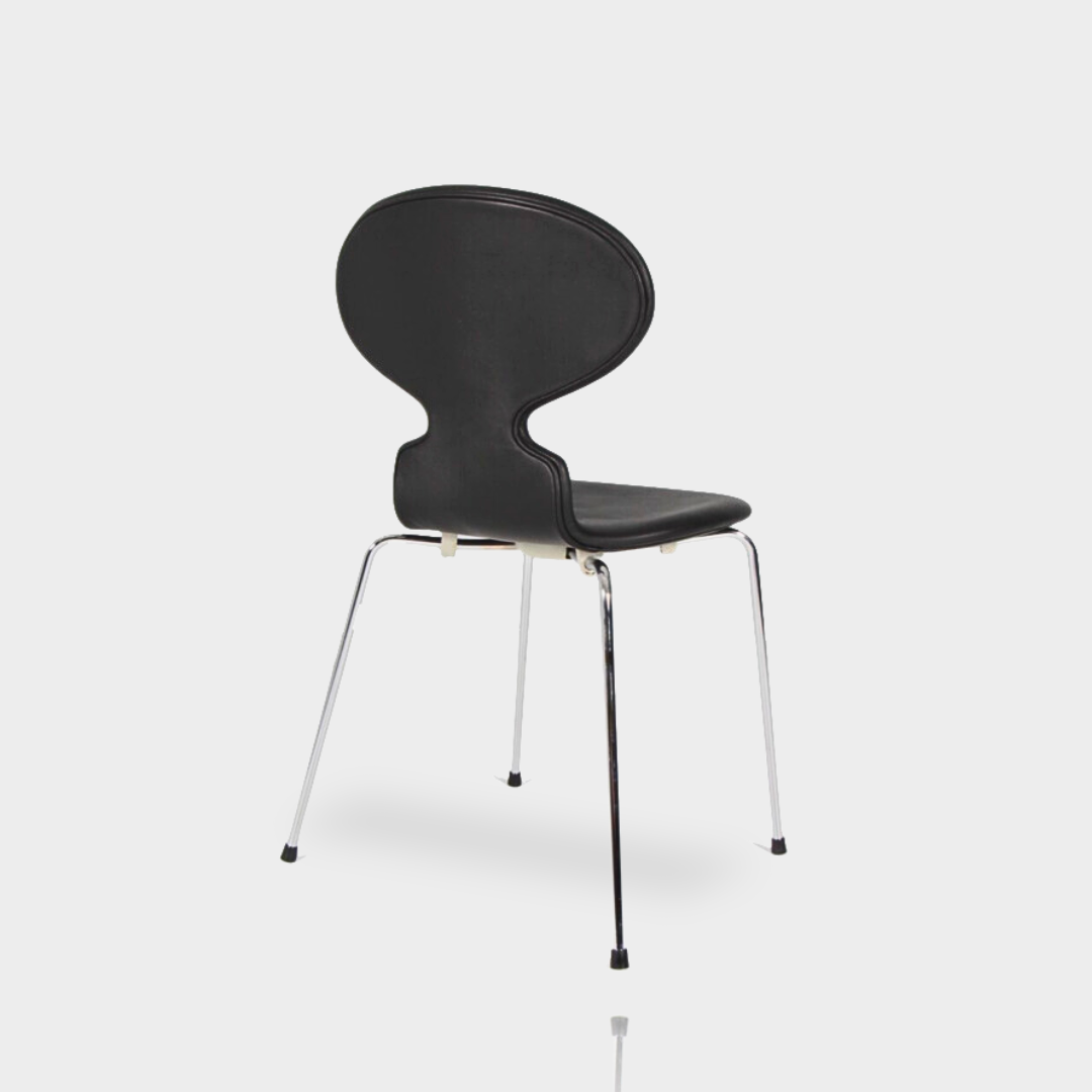 Arne Jacobsen 'Myren' i Soft Black