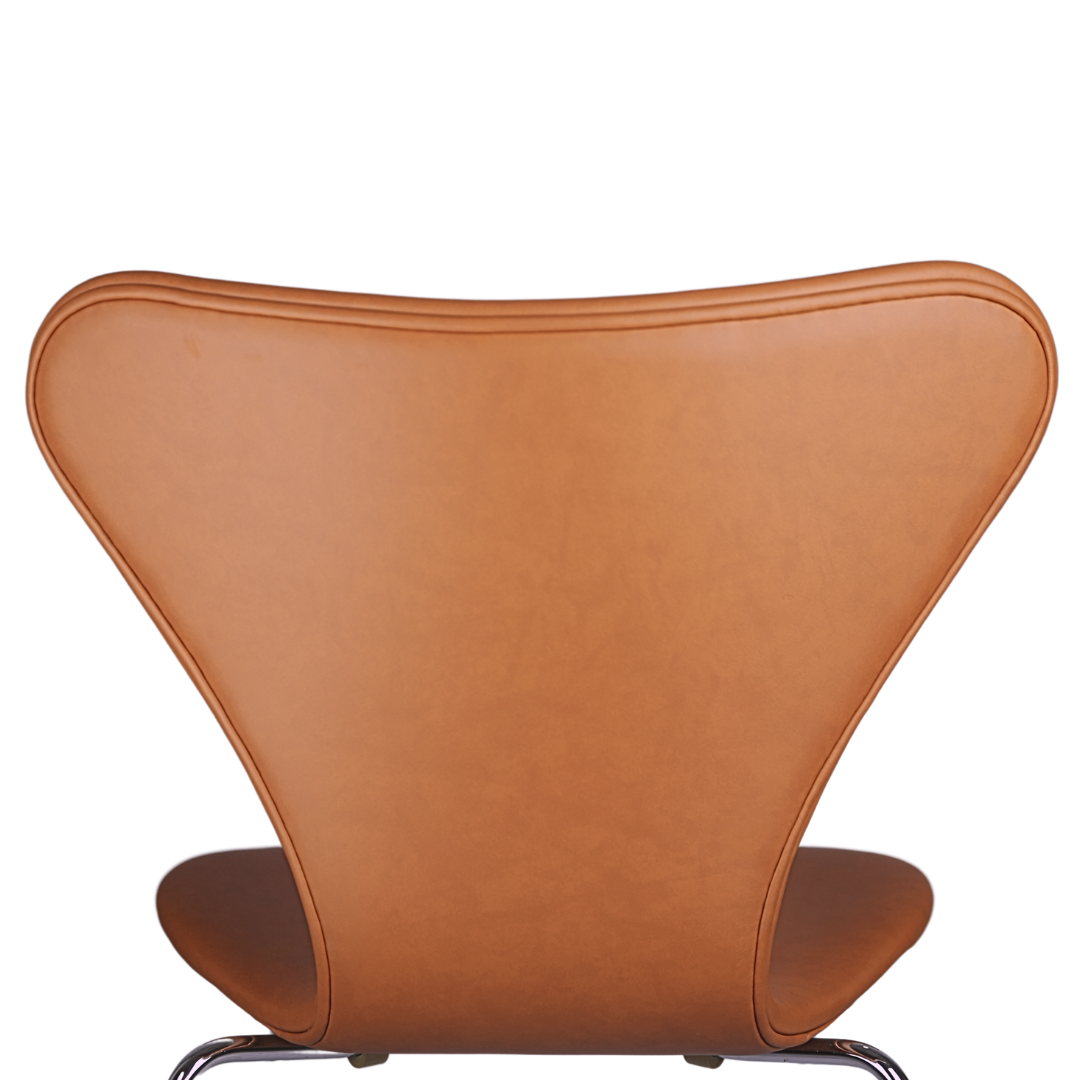 Arne Jacobsen, Syveren stol / Soft læder / Cognac